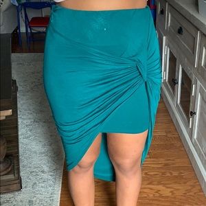 Windsor asymmetric skirt size M